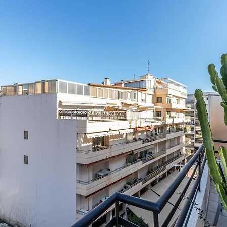 Magnificent With Terrace - Center Of